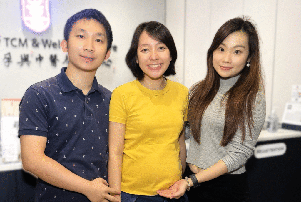 Patient with attending TCM practitioner during a fertility support consultation