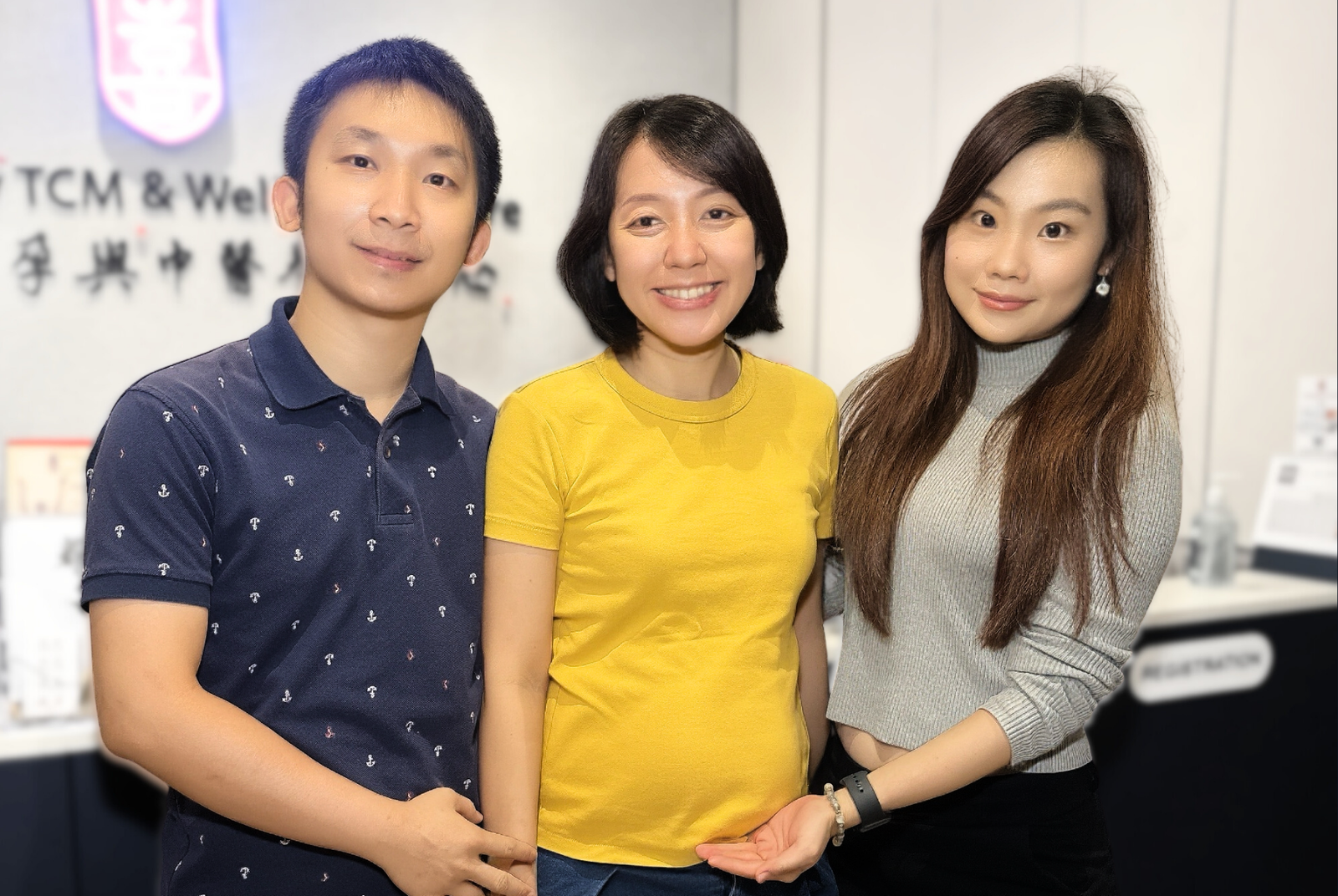 Patient with attending TCM practitioner during a fertility support consultation